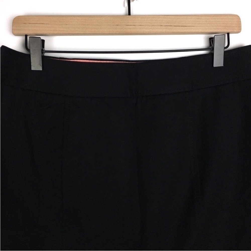 BANANA REPUBLIC Sloan Pencil Skirt Black Sailor Buttons Minimalist Size 8 NWT - Picture 5 of 13